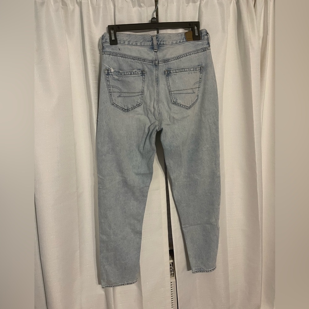 American Eagle Mom Jean